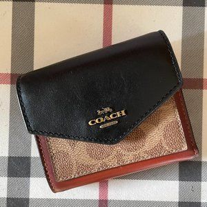 Small Wyn Wallet